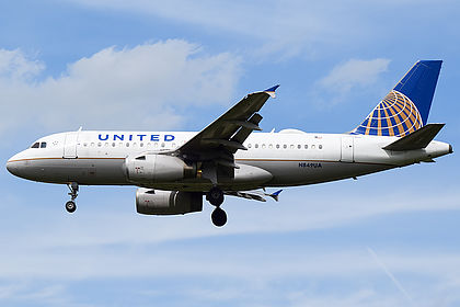 Airbus A319 N849UA operated by United