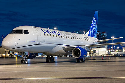 Embraer 175 N85320 operated by Mesa Airlines