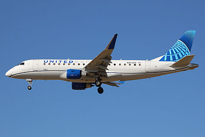 Unknown N85369 operated by SkyWest Airlines
