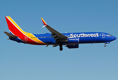 Boeing 737-800 N8584Z operated by Southwest
