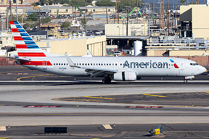 Unknown N858NN operated by American