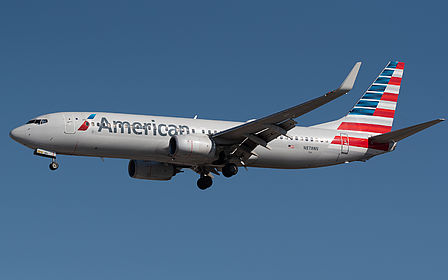 Unknown N878NN operated by American
