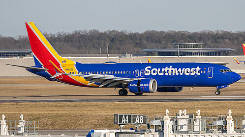 Boeing 737 MAX 8 N8822Q operated by Southwest