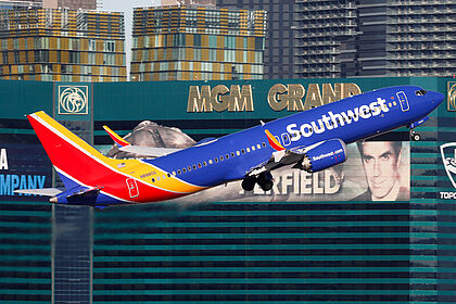 Boeing 737 MAX 8 N8880G operated by Southwest