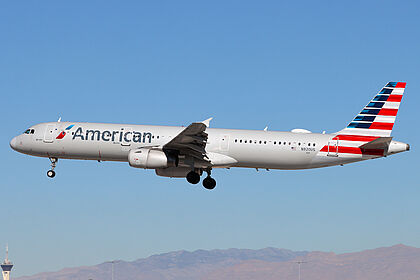 Unknown N920US operated by American