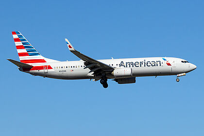 Unknown N945NN operated by American