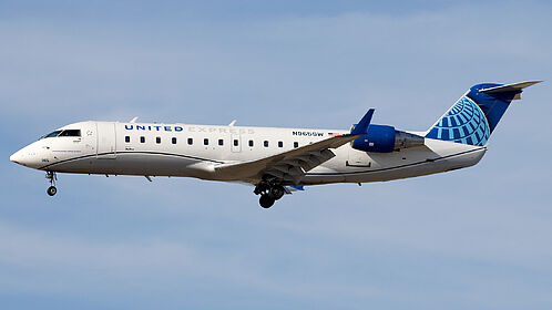 Canadair CRJ 200 N965SW operated by United