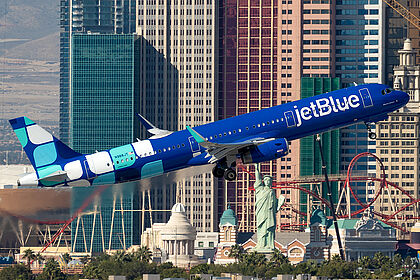 Unknown N988JT operated by JetBlue