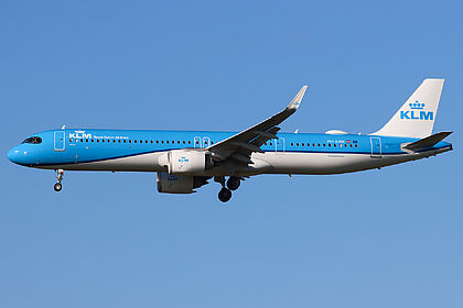 Airbus A321 NEO PH-AXM operated by KLM