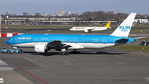 Unknown PH-BQL operated by KLM