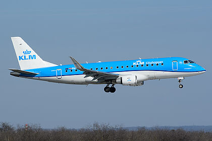 Embraer 175 PH-EXH operated by KLM