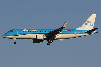 Embraer 175 PH-EXR operated by KLM