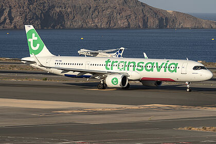Airbus A321 NEO PH-YHU operated by Transavia