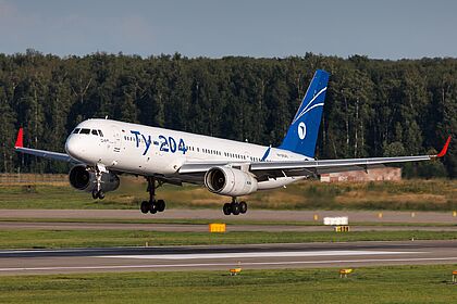 Unknown RA-64043 operated by Red Wings