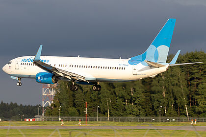 Boeing 737-800 (winglets) RA-73246 operated by Pobeda