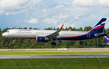 Airbus A321 RA-73724 operated by Aeroflot