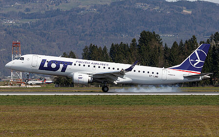 Embraer 190 SP-LMD operated by LOT - Polish