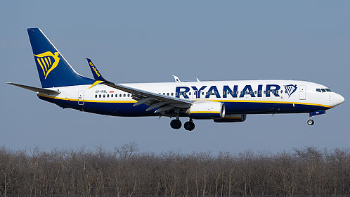 Boeing 737-800 SP-RSL operated by Ryanair