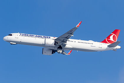 Airbus A321 NEO TC-LPU operated by Turkish