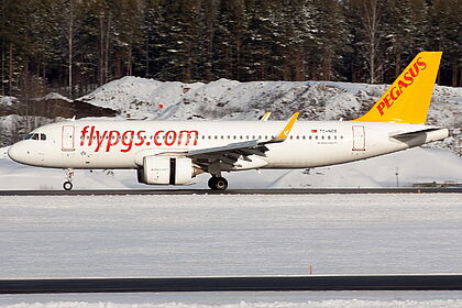 Airbus A320 TC-NCE operated by Pegasus