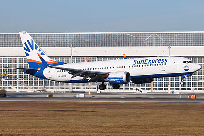 Boeing 737-800 TC-SMD operated by Sun Express