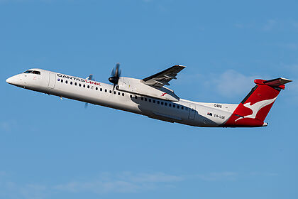 Bombardier Dash 8 Q400 / DHC-8-400 VH-LQK operated by Qantas