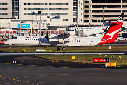 Unknown VH-QOR operated by Qantas