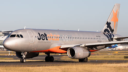 Unknown VH-VGU operated by Jetstar