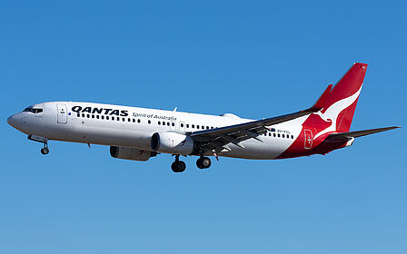 Unknown VH-VXL operated by Qantas