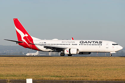 Unknown VH-VZH operated by Qantas