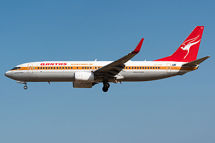 Boeing 737-800 (winglets) VH-XZP operated by Qantas