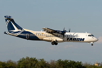 ATR 72 YR-ATL operated by TAROM